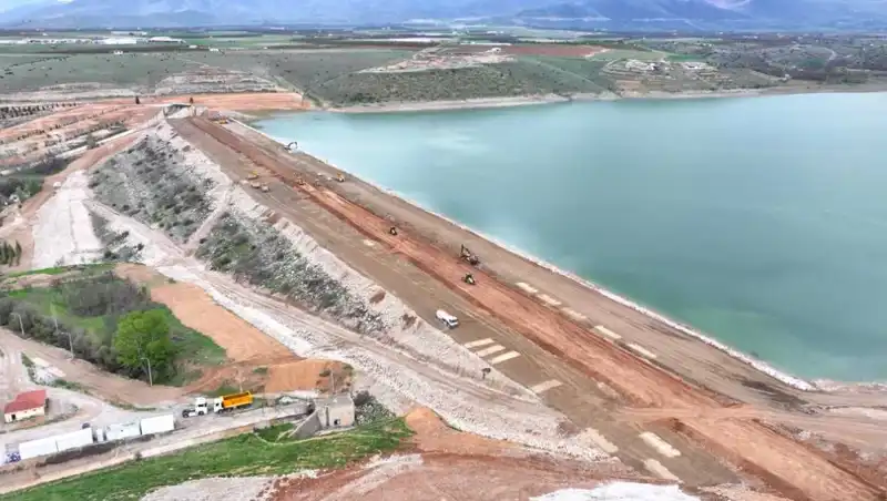 Sultansuyu Barajı'nda Gövde Onarım Çalışmaları Hızla Devam Ediyor