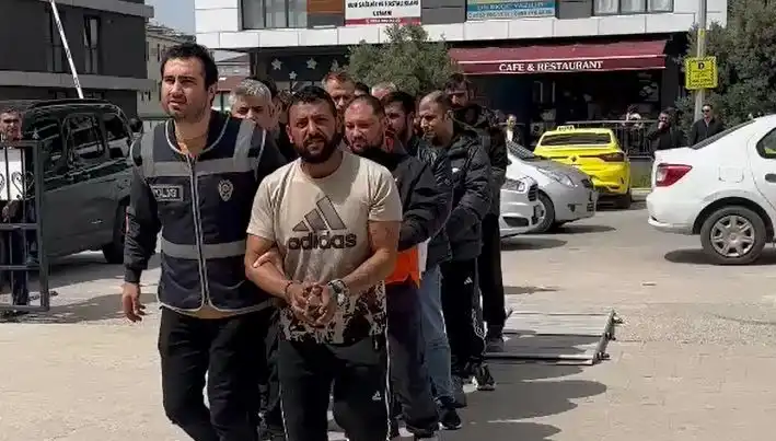 Edirne'de Büyükyıldız Operasyonu: Yedi Firari Suçlu Yakalandı!