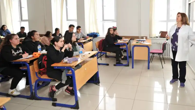 2025 MEB Lise Kayıt Tarihleri: LGS ile Okul Seçiminizi Yapın!
