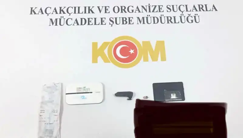 Ehliyet Sınavında Kopya Düzeneğiyle Yakalanan Gençlerin Şok Hikayesi
