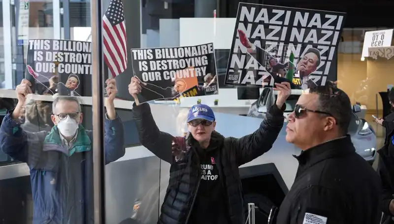 Elon Musk’a Protestolar: Trump Yönetimindeki Rolü Yeniden Tartışma Alanında