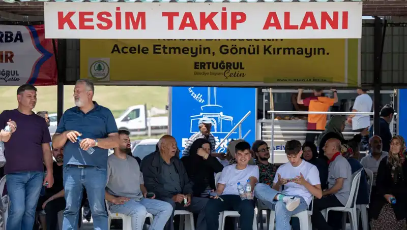 Ankara'daki Kurban Pazarları: Yoğunluk ve Coşku Dikkat Çekiyor