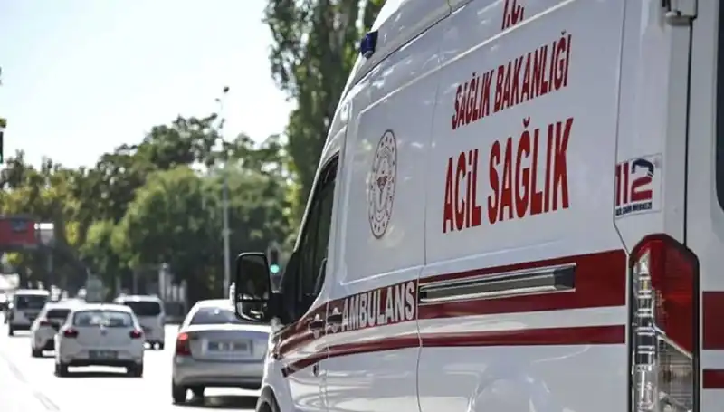 Mangalda Pul Biber Yakan Vatandaş Apartmanı Tahliye Etti!