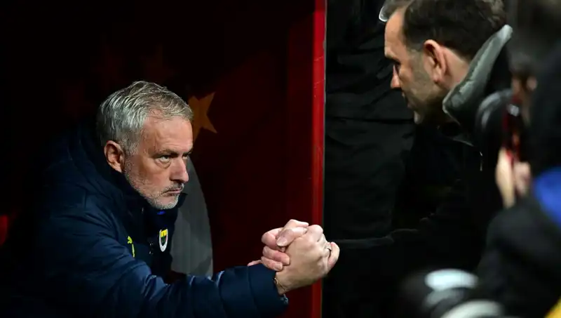 Derbiye Geri Sayım: Mourinho ile Buruk'un 3. Mücadelesi Başlıyor!