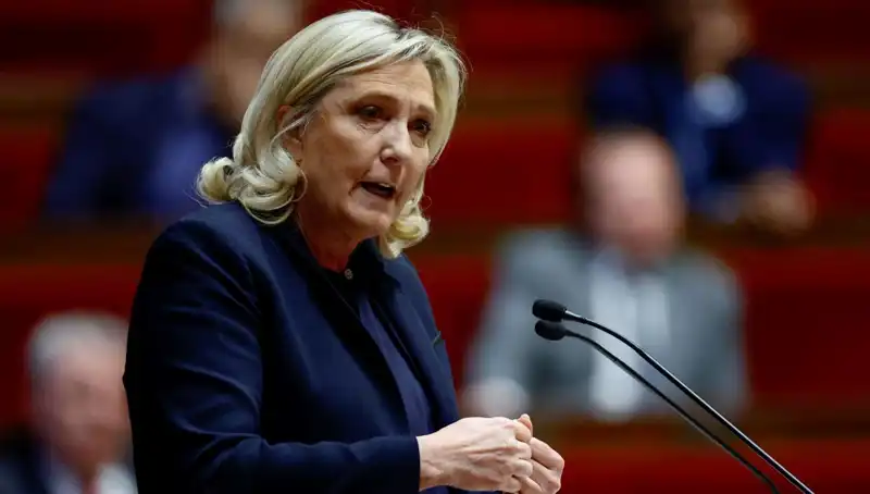 Le Pen için Tarihi Karar Günü: Adaylık Şansı Tehlikede