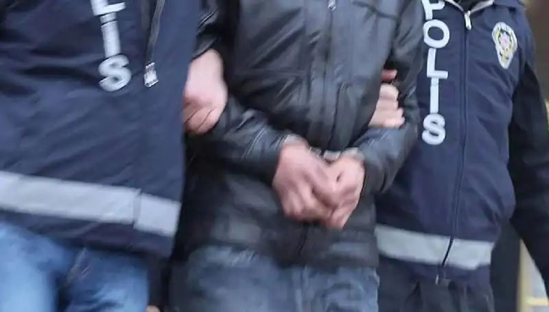 FETÖ'ye Yönelik Dışişleri Bakanlığı Operasyonu: 25 Gözaltı Kararı Açıklandı