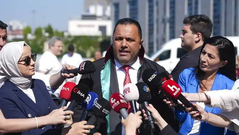 Avukat Rezan Epözdemir'in Gözaltı Süreci Sonrası Adliyeye Sevki Üzerine Sıcak Gelişmeler
