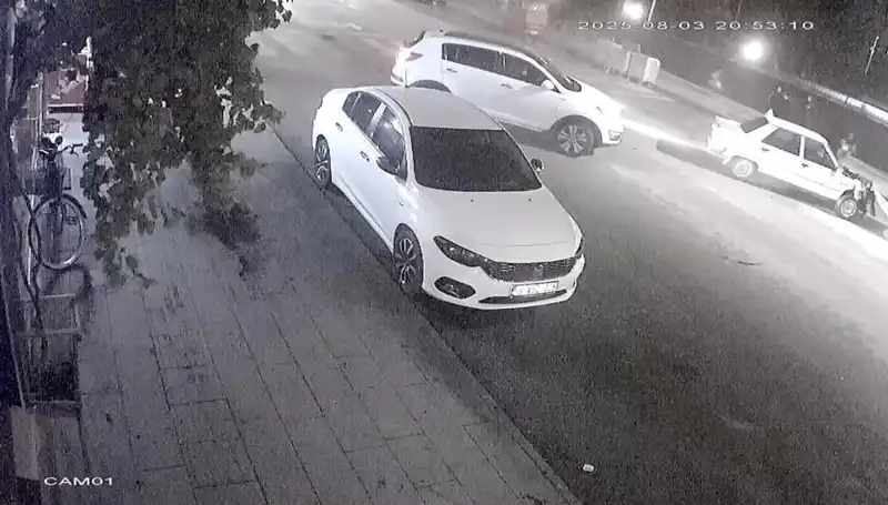 Yaya Geçidinde Trajik Kaza: Yayı Çarpan Sürücüler Neden Durmadı?