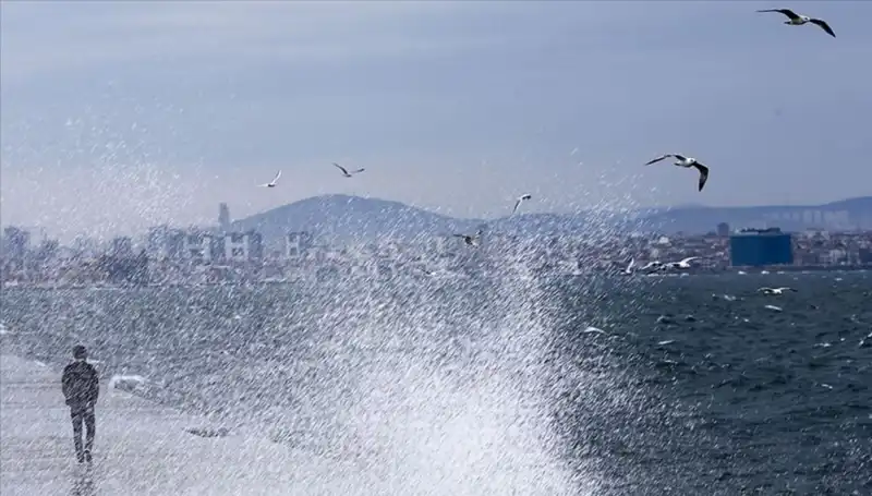 Marmara ve Ege Bölgesi İçin Şiddetli Rüzgar Uyarısı: Önleminizi Alın!