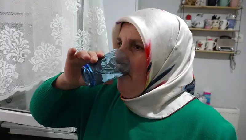 30 Yıldır Nisan Yağmurunu Şifa İçin İçiyor: İşte Sırrı!