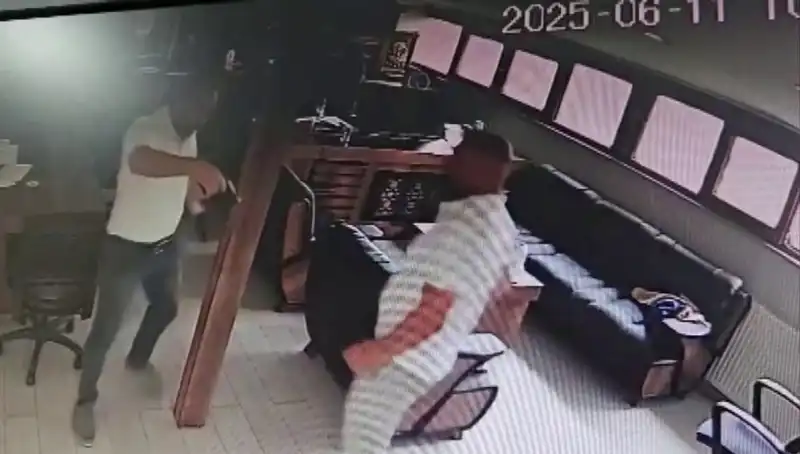 Alacak Verecek Anlaşmazlığı Kanlı Bitti: İş İnsanı Hayatını Kaybetti