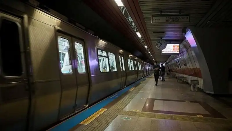 İstanbul'da Eylem Yasağında Üçüncü Gün: Metro Seferleri Durdu mu?