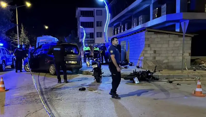 Motosiklet Kazasında İki Genç Hayatını Kaybetti: Güvenlik Önlemleri Neden Yetersiz?