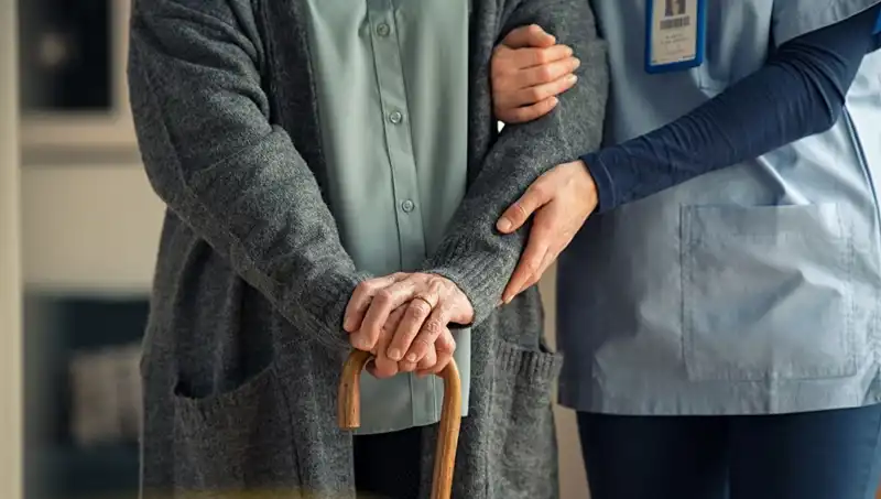 102 Yaşındaki Doktorun Uzun Yaşam Sırları: Neler Öğrenebiliriz?