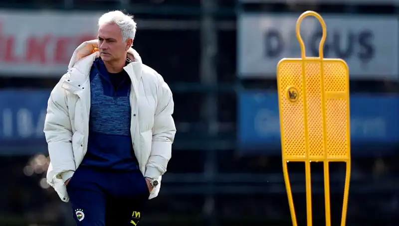 Mourinho'nun Bir Numarası: Futbolda Başarıyı Getiren Gizemli Formül