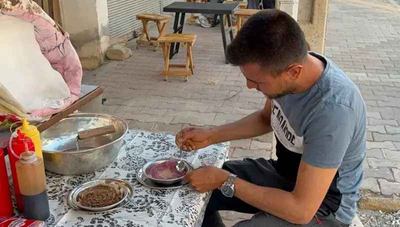 Toros Dağları’nın Zirvesinden Gelen Lezzet: Tabağını 50 TL’ye Satıyor!