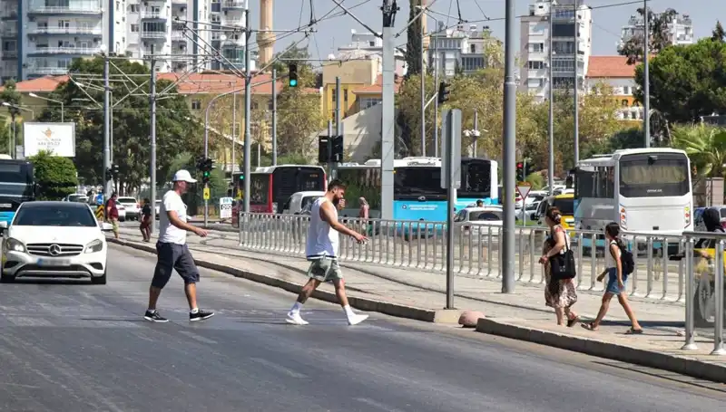 Trafikte Ölümler Artmaya Devam Ediyor: Bilinçsizlik Nedenleri Neler?